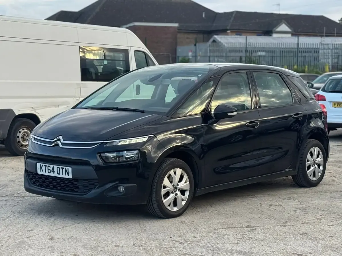 Used Citroën C4 Picasso VTR Sport 115 HP (84 kW) 2015 Black MPV