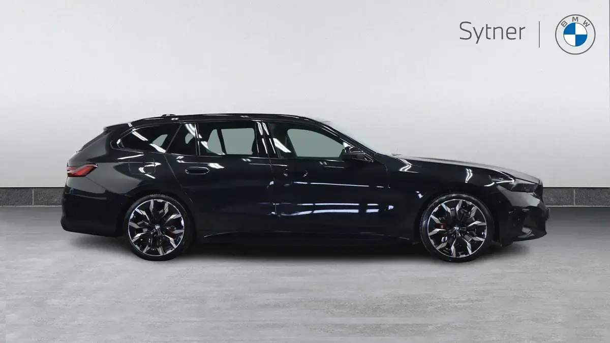 Used BMW 530e M Sport 295 HP (216 kW) 2026 Black Estate