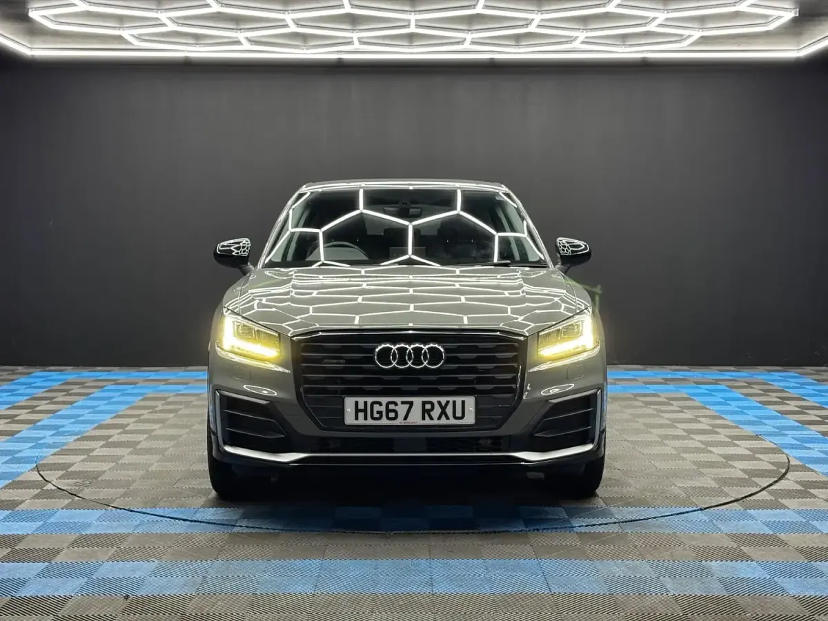 Used Audi Q2 2018 Grey SUV