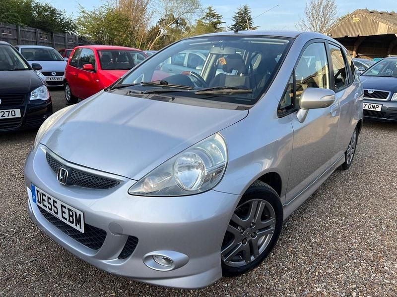 Used Honda Jazz Sport 83 HP (61 kW) 2005 Silver Hatchback