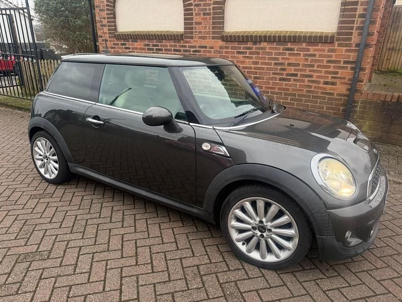 Used Mini Cooper S Hatch 184 HP (135 kW) 2010 Grey Hatchback