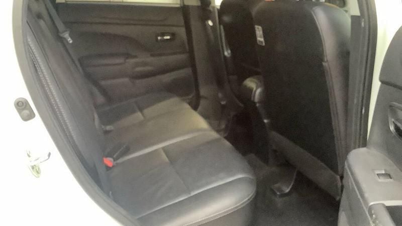 Used Mitsubishi ASX 2015 White SUV