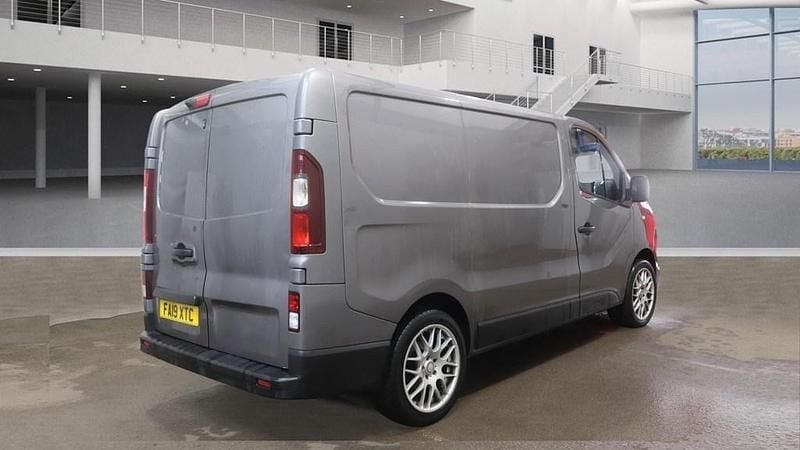 Used Renault Trafic Business 2019 Grey MPV