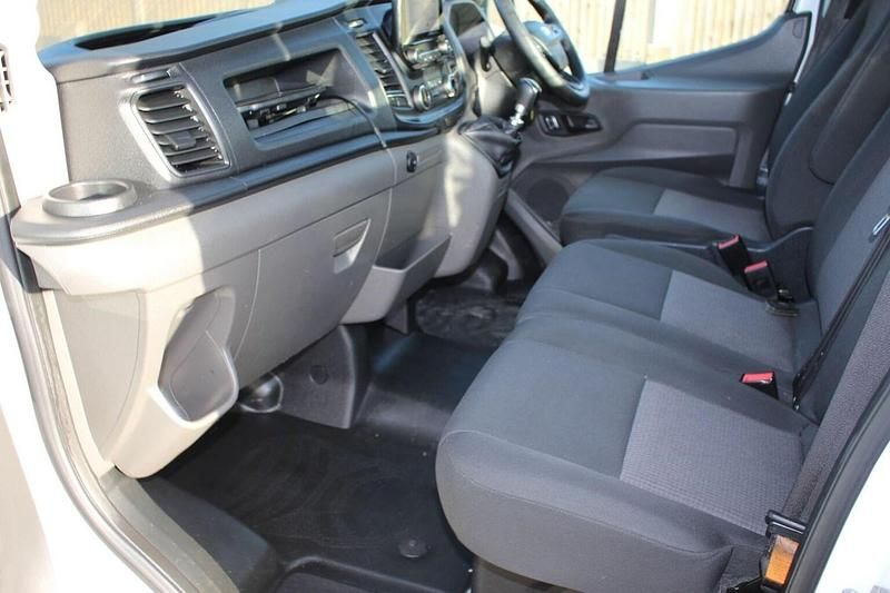 Used Ford Transit S 130 HP (95 kW) 2022 White Cabriolet