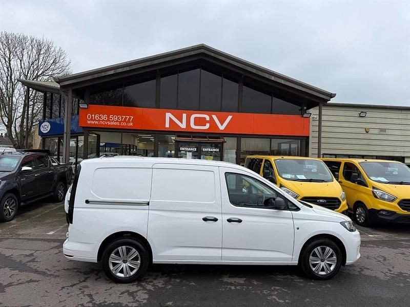 Used VW Caddy Maxi 102 HP (75 kW) 2024 White MPV