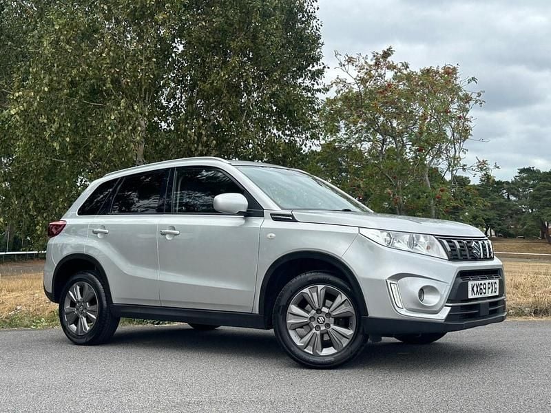 Silver Used 2019 Suzuki Vitara SZ-T Hatchback | £9,490 (Good price) - Image 1/4