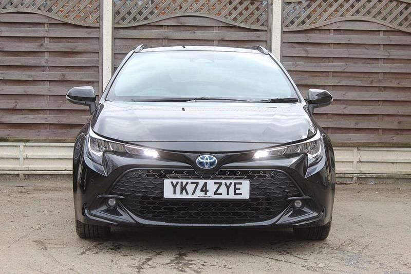 Usado Toyota Corolla 2024 Preto Carrinha