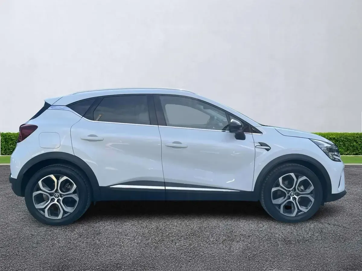Gebraucht Renault Captur Techno 160 PS (117 kW) 2023 Weiß SUV