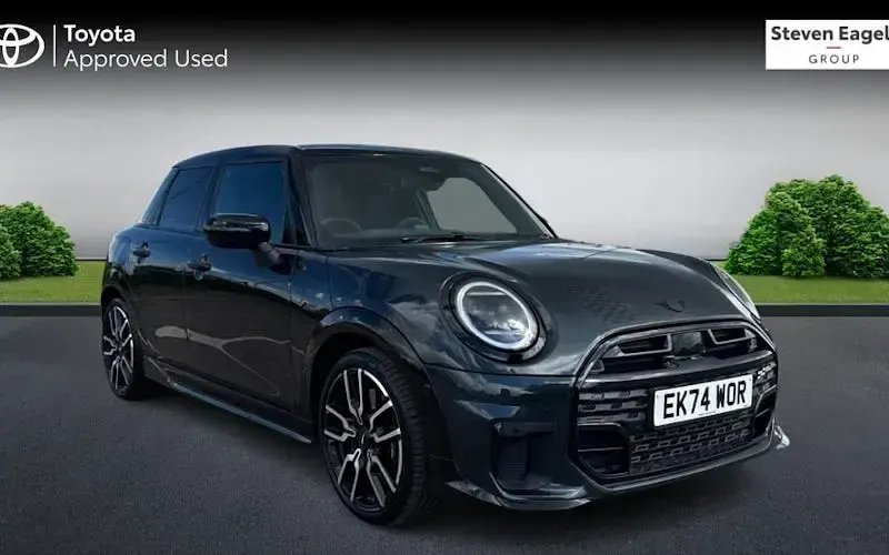 Używany Mini Cooper Sport 150 kW (204 KM) 2026 Hatchback