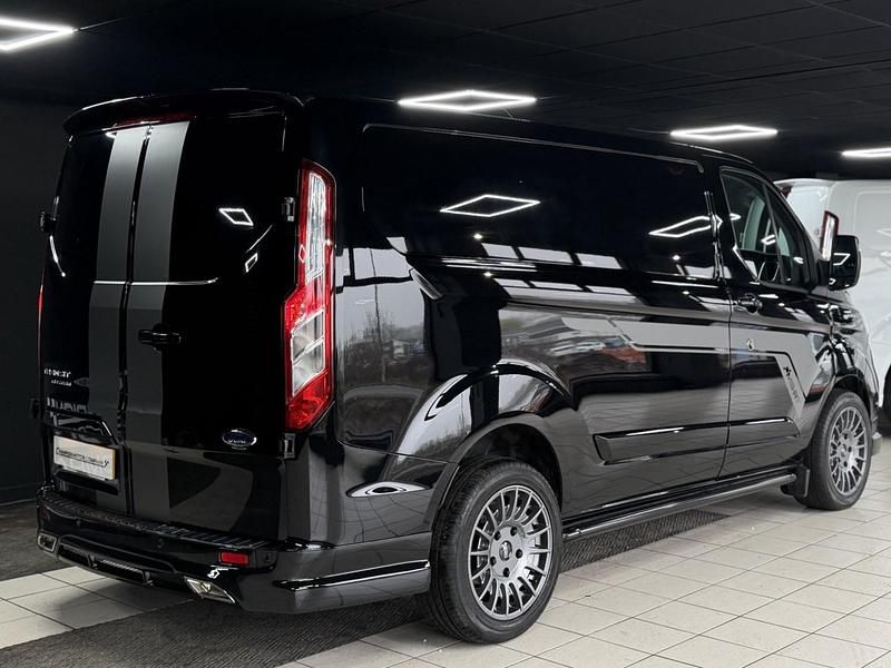 Used Ford Transit Custom Limited 130 HP (95 kW) 2021 Black Van