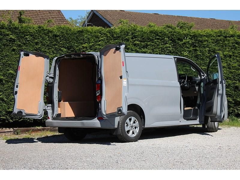 Used Ford Transit Custom Limited 232 HP (170 kW) 2025 Grey Van