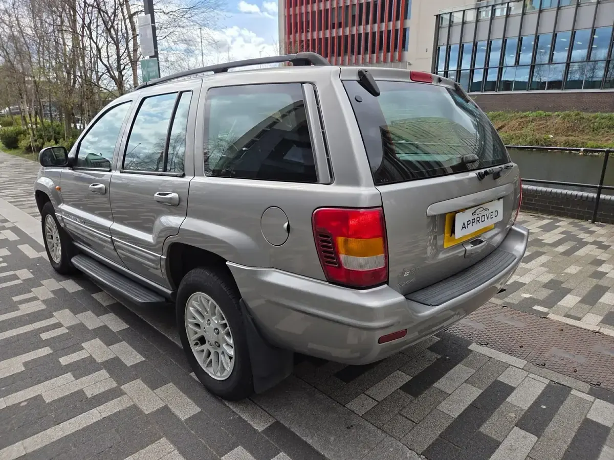 Used Jeep Grand Cherokee Limited 2002 Silver SUV