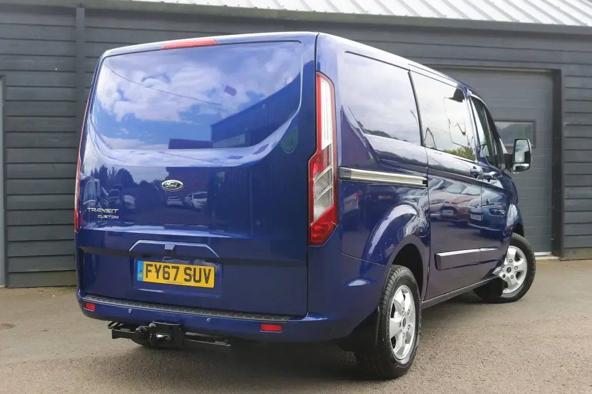 Used Ford Transit Custom Limited 130 HP (95 kW) 2017 Blue Van