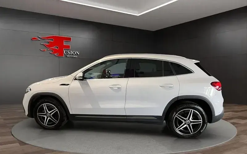 Used Mercedes EQA250 AMG line 139 kW (190 HP) 2022 White SUV