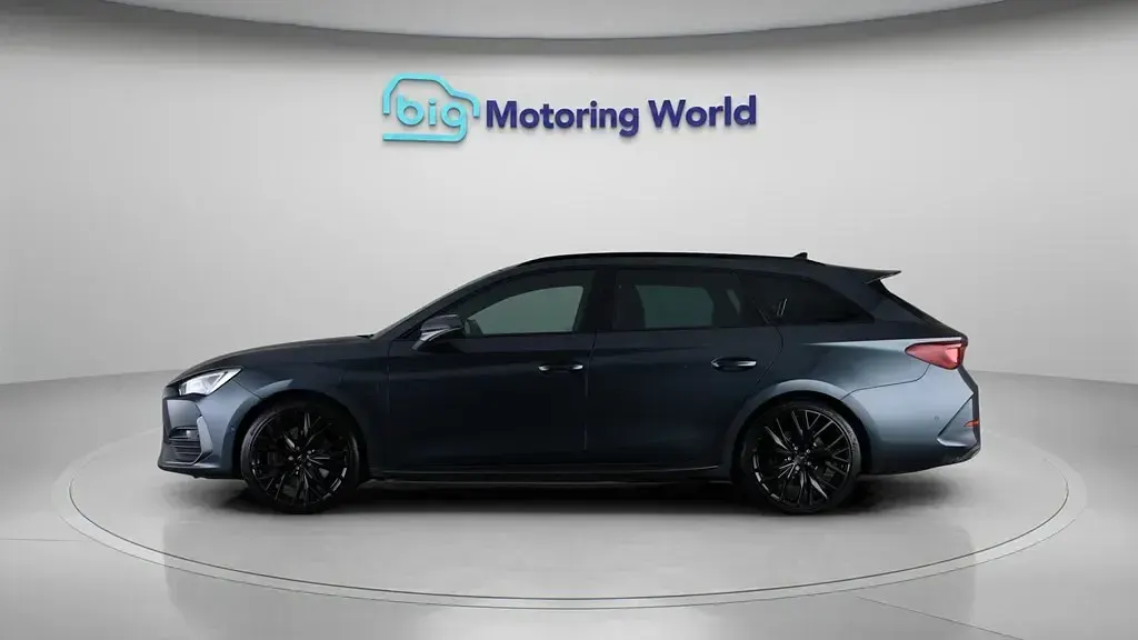 Used Cupra Leon VZ2 245 HP (180 kW) 2024 Grey Estate