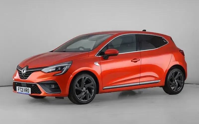 Used Renault Clio RS Line 90 HP (66 kW) 2023 Hatchback