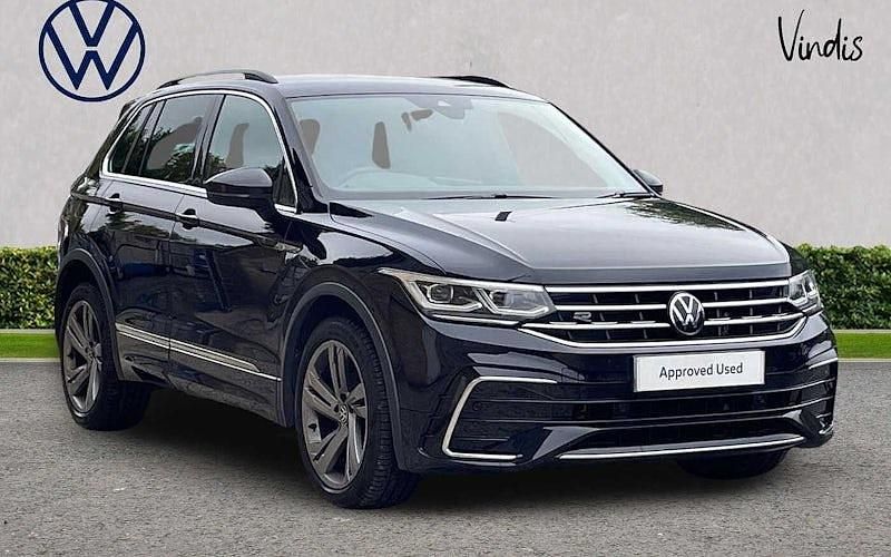 Black Used 2023 VW Tiguan R-line Edition SUV | £27,184 (Fair price) - Image 1/4