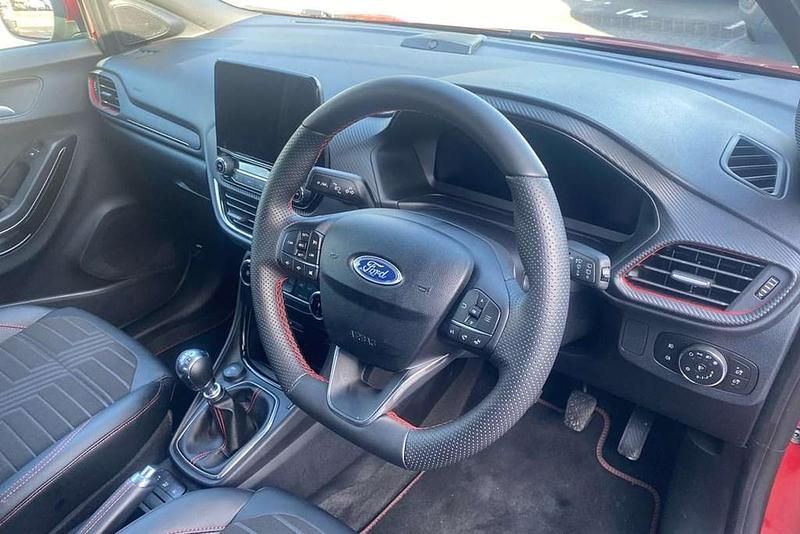 Used Ford Puma ST-Line X 125 HP (91 kW) 2024 Red SUV