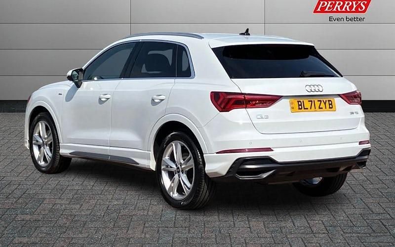Begagnad Audi Q3 S-Line 150 HK (110 kW) 2023 SUV