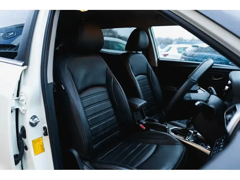 Used KGM Tivoli 163 HP (119 kW) 2024 White SUV
