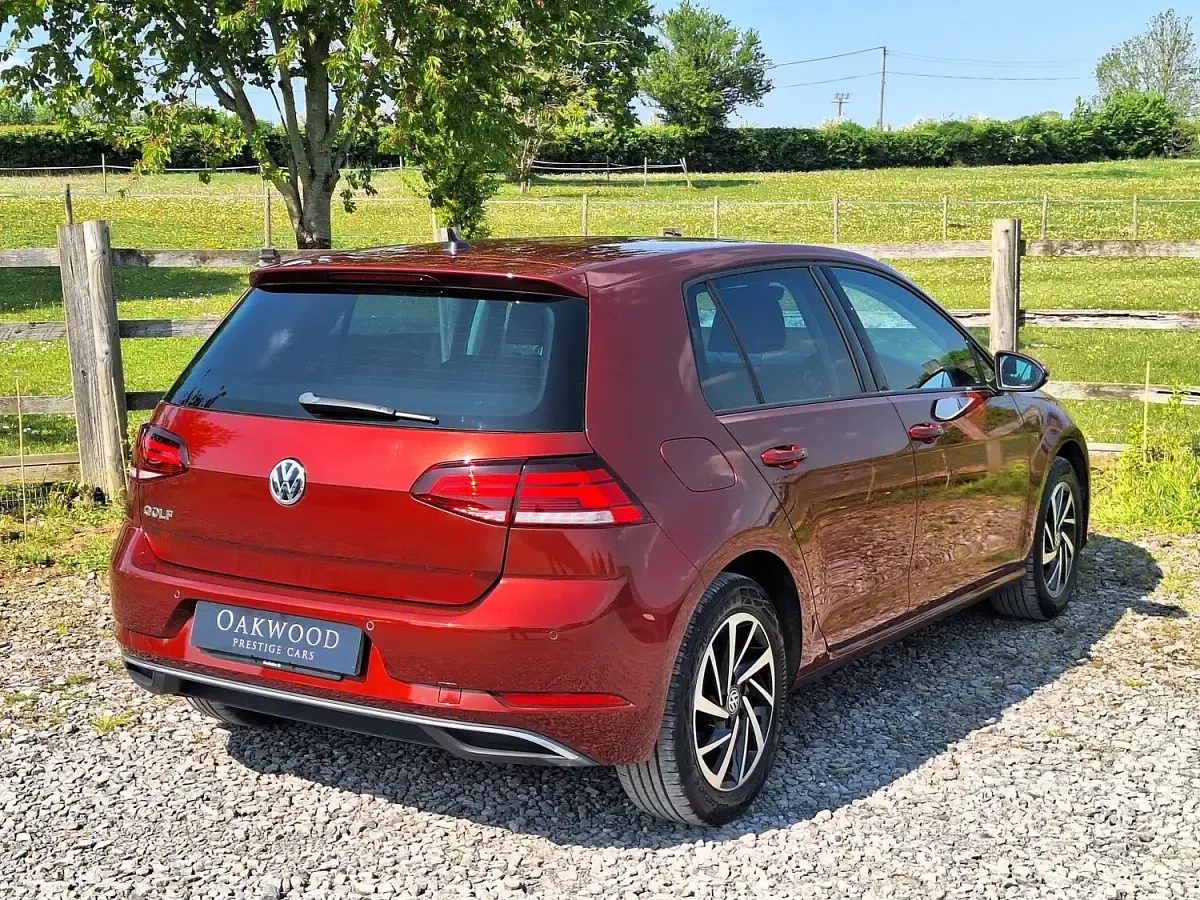 Used VW Golf VII Edition 150 HP (110 kW) 2020 Red Hatchback