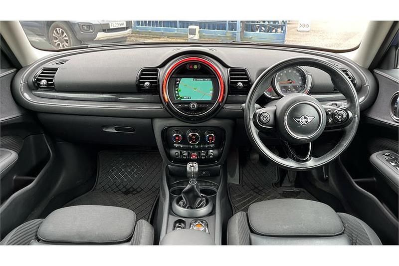 Used Mini Cooper Clubman 136 HP (100 kW) 2018 Blue Estate