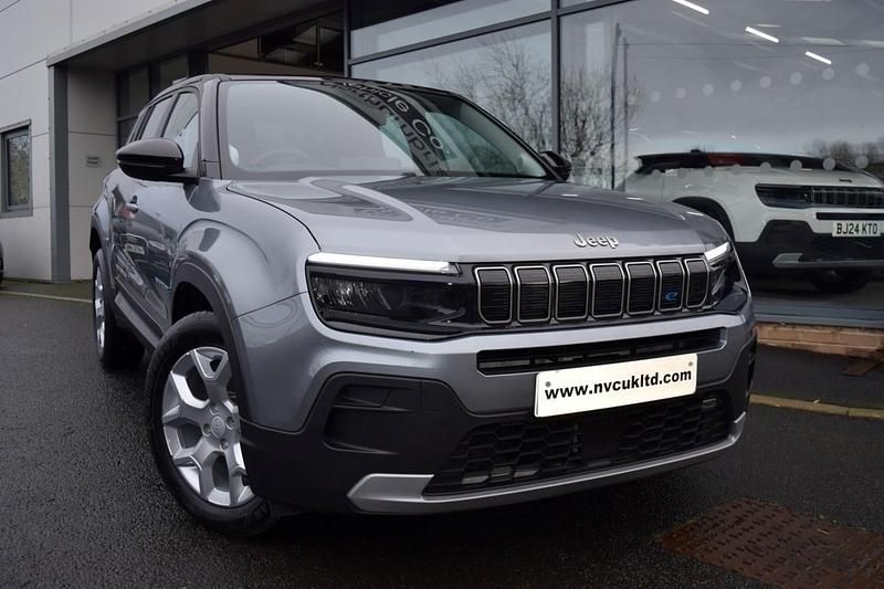 Used Jeep Avenger Altitude 114 kW (156 HP) 2024 Grey SUV