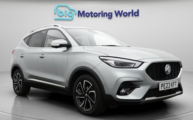 Używany MG ZS Exclusive 111 KM (81 kW) 2023 SUV