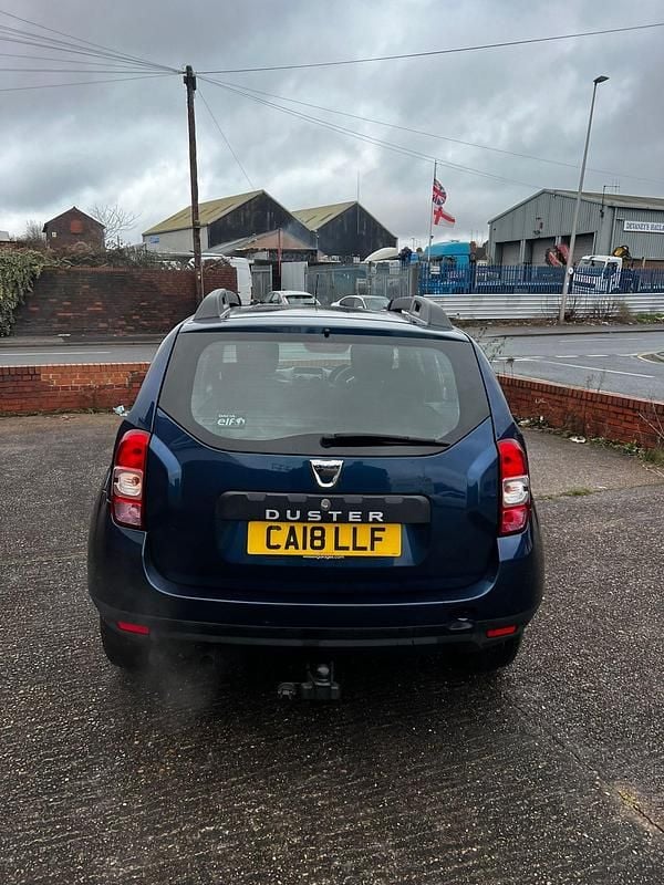 Used Dacia Duster 2018 Blue Hatchback