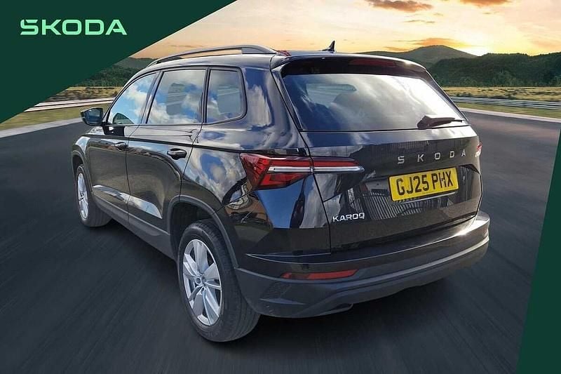 Used Skoda Karoq SE 85 HP (62 kW) 2025 Black magic pearl effect SUV
