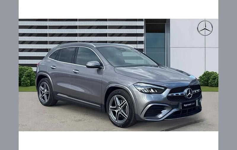 Used Mercedes GLA200 Executive 163 HP (119 kW) 2024 Grey SUV