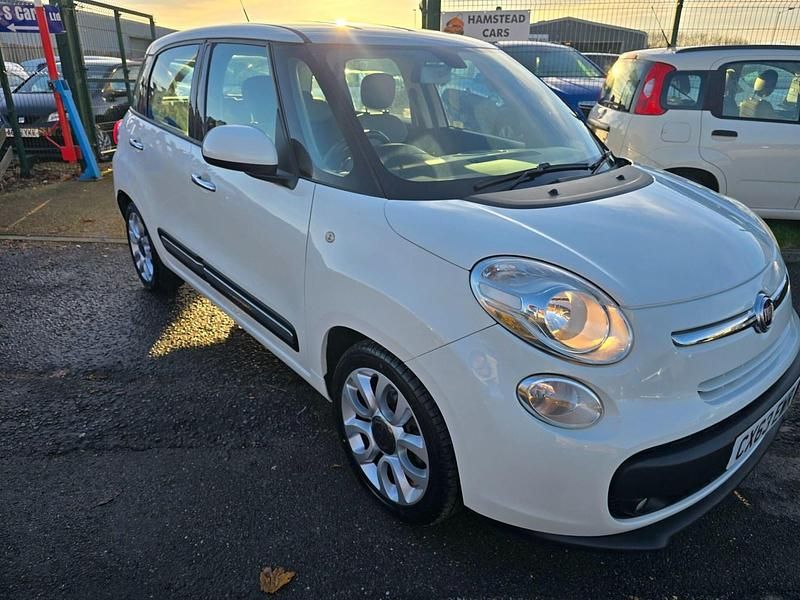 White Used 2013 Fiat 500L Pop Star MPV | £3,499 (A bit pricey) - Image 1/4