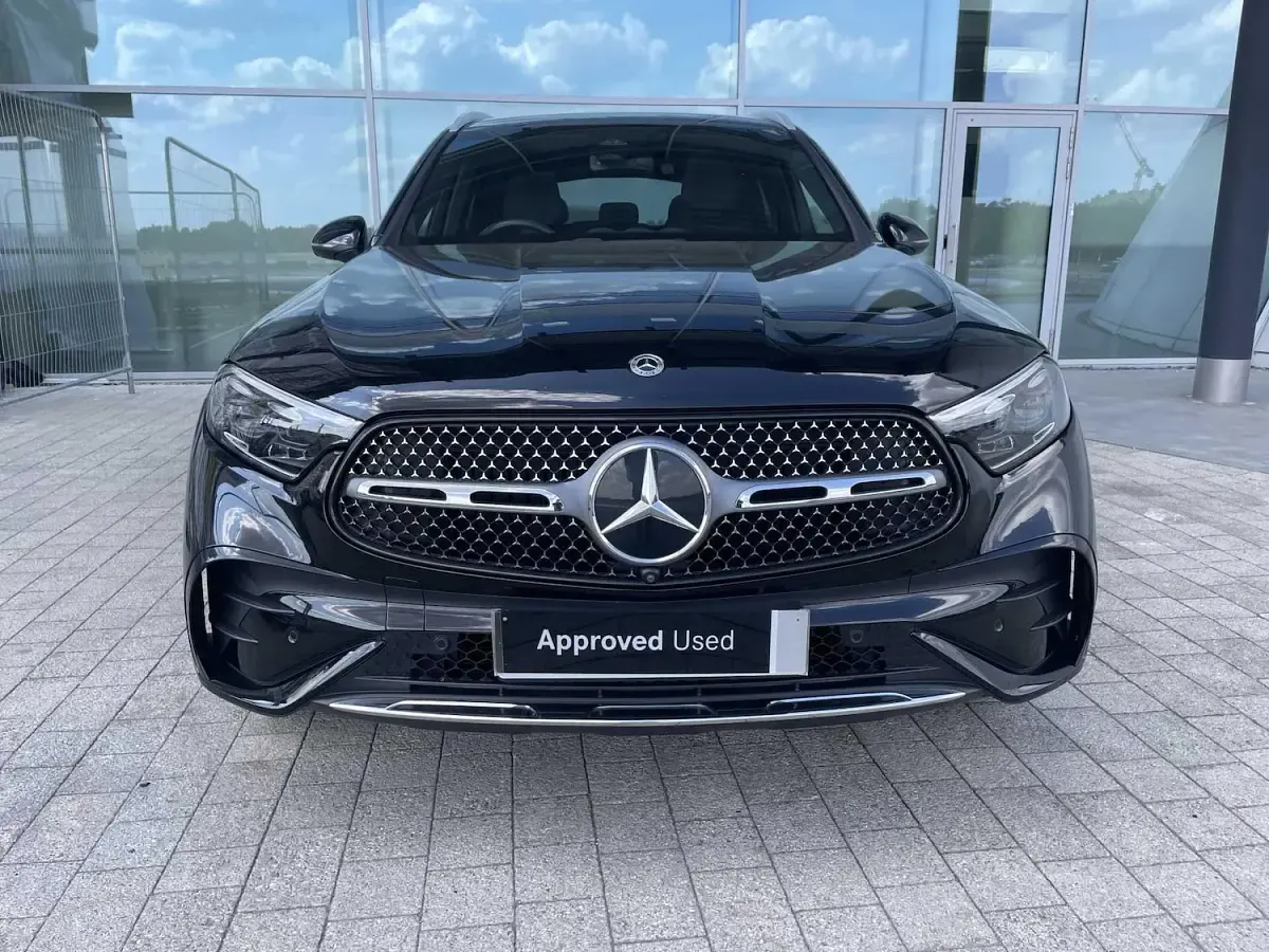 Used Mercedes GLC300 AMG Line Premium Plus 258 HP (189 kW) 2023 Black SUV