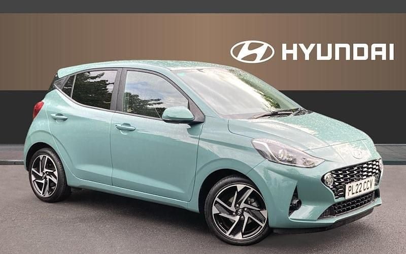 Green Used 2022 Hyundai i10 Premium Hatchback | £15,325 (A bit pricey) - Image 1/4