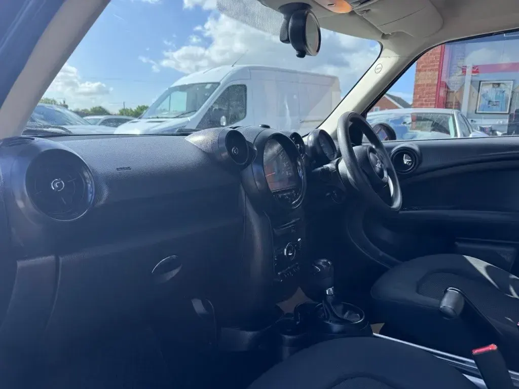 Usado Mini Cooper 122 HP (89 kW) 2015 Cinzento Citadino