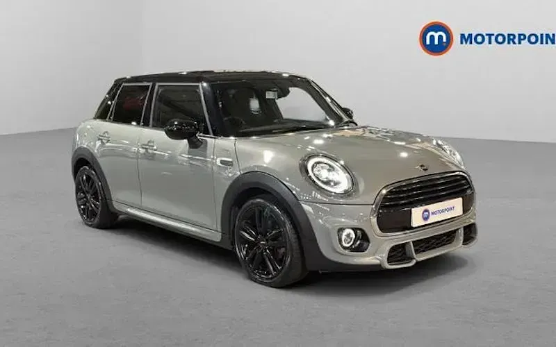 Used Mini Cooper Hatch 136 HP (100 kW) 2020 Hatchback