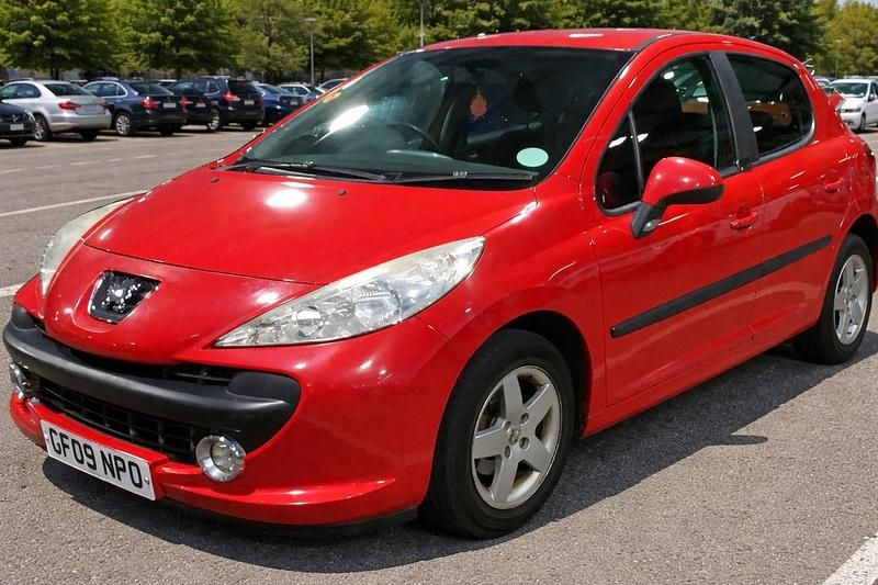 Red Used 2009 Peugeot 207 Hatchback | £1,295 (Good price) - Image 1/4