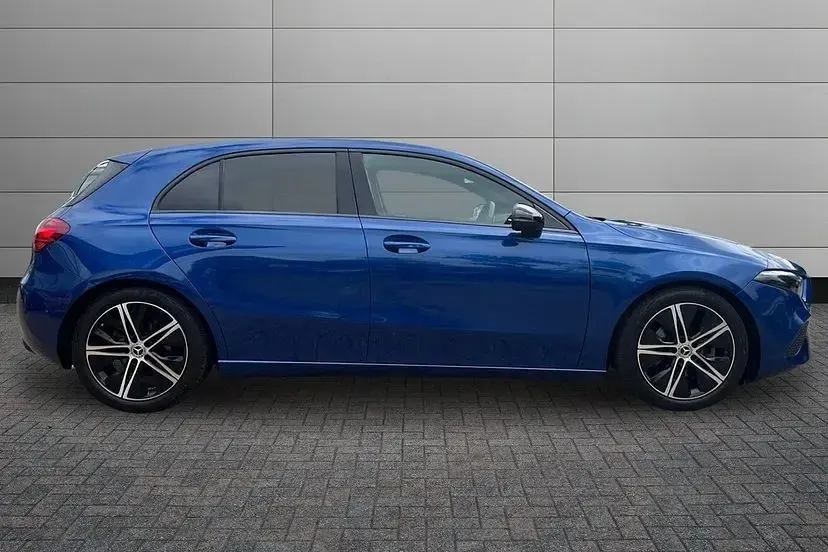 Used Mercedes A180 Sport Edition 148 HP (108 kW) 2025 Blue Hatchback