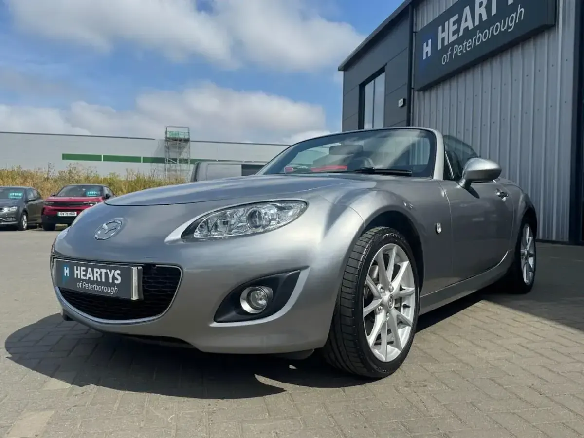 Used Mazda MX5 Inclusive 160 HP (117 kW) 2009 Silver Cabriolet