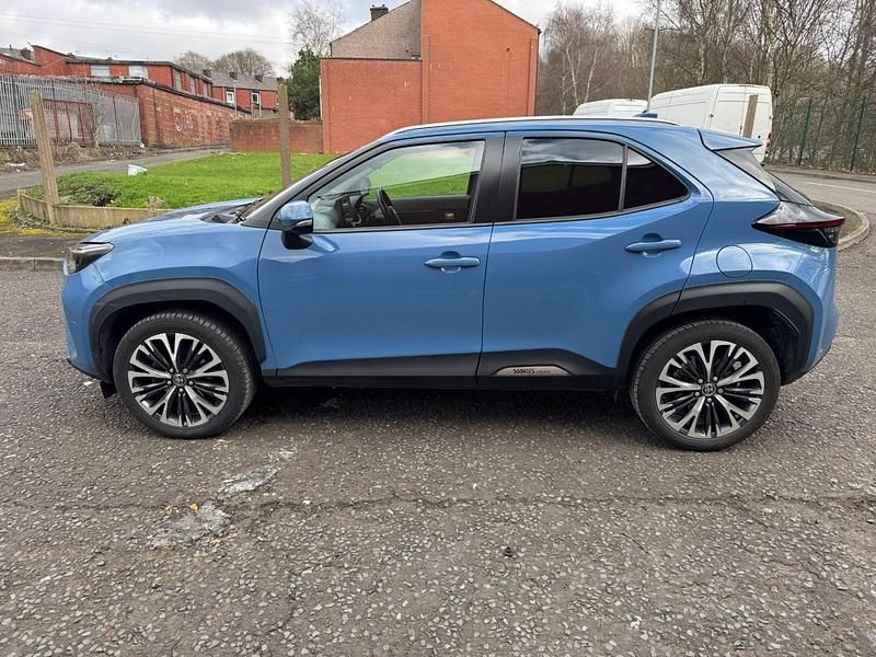 Used Toyota Yaris Hybrid 2022 Blue Hatchback