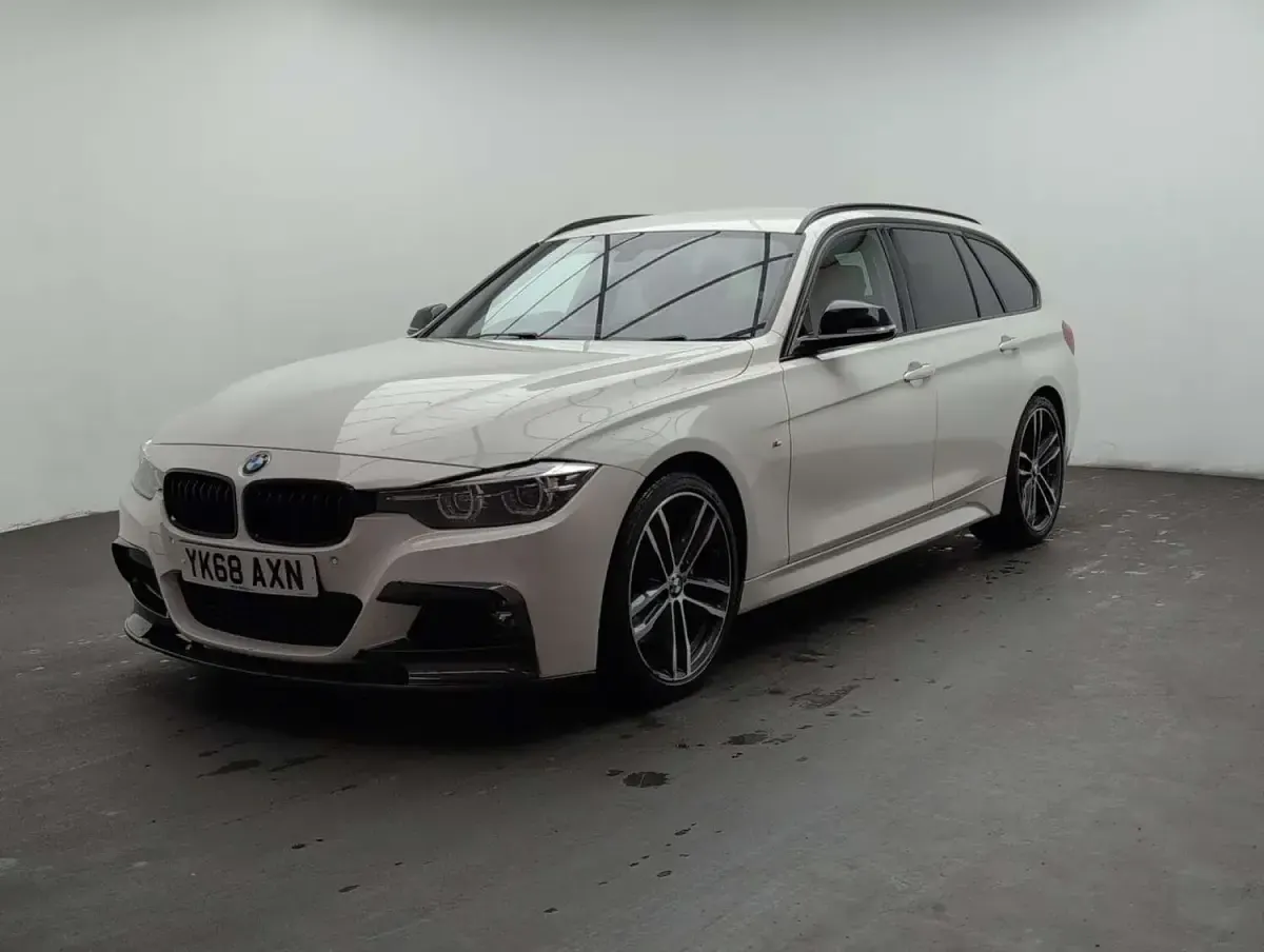 Used BMW 320 M Sport 2018 White Estate