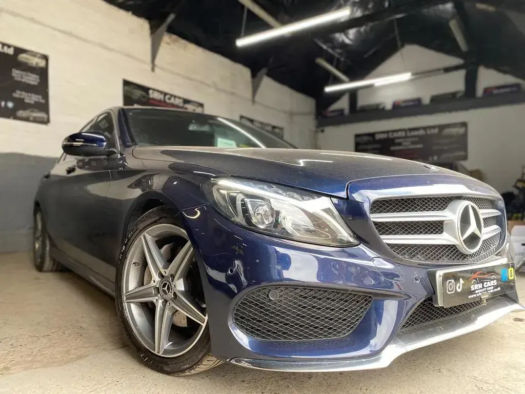 Used Mercedes C220 AMG line 170 HP (125 kW) 2017 Blue Sedan