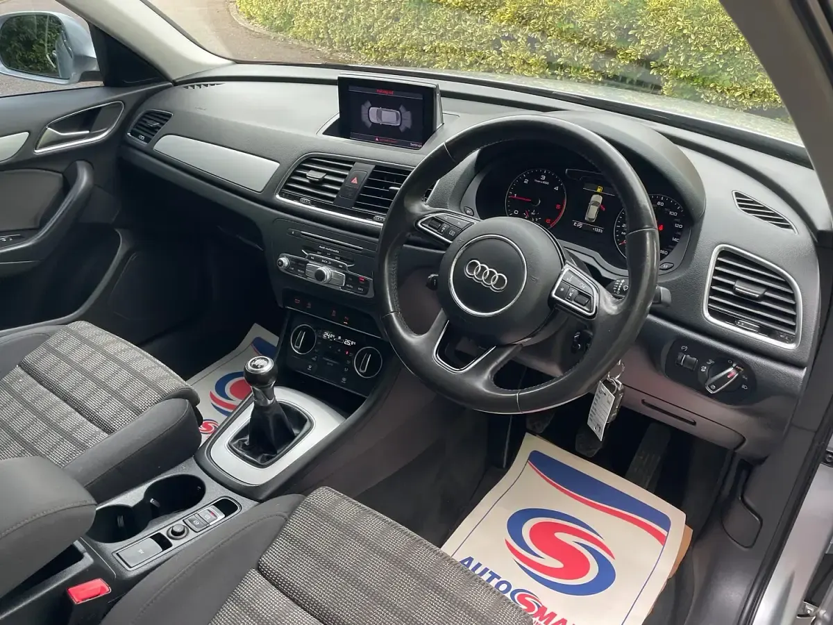 Used Audi Q3 Design 150 HP (110 kW) 2015 Silver SUV