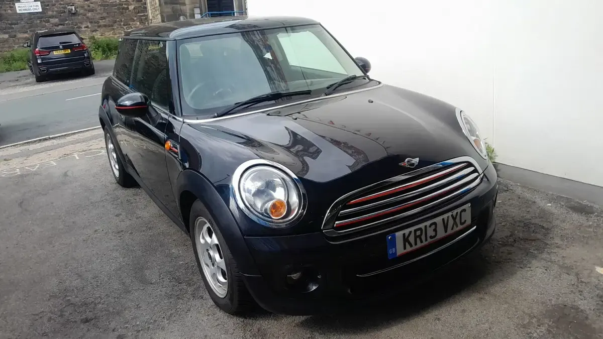 Used Mini Cooper Hatch 2013 Black Hatchback