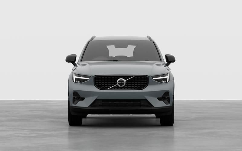 New Volvo XC40 Plus 163 HP (119 kW) 2026 Aurora silver SUV