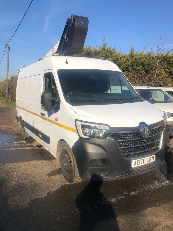 White Used 2020 Renault Master Komfort Van | £29,995 - Image 1/3
