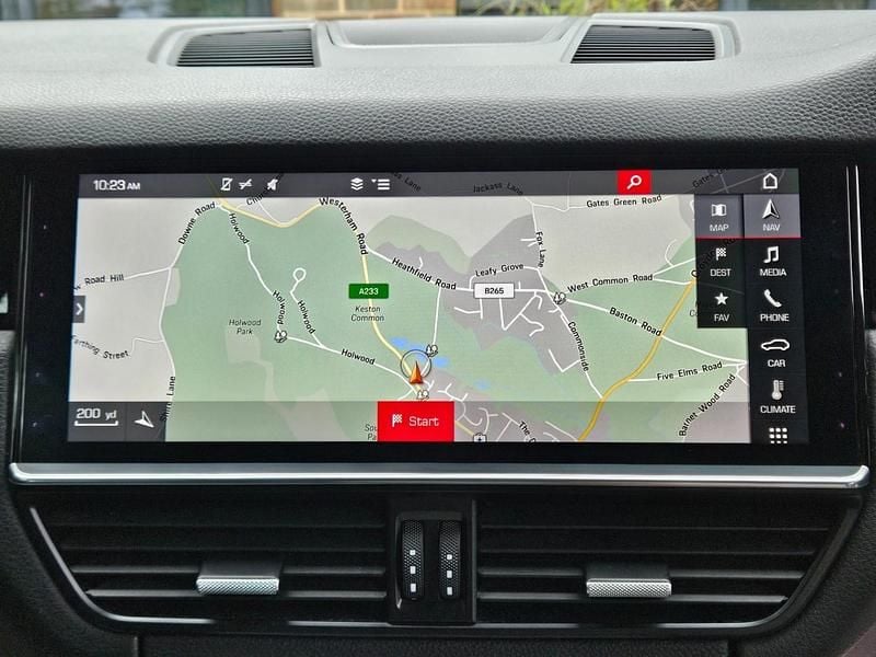 Used Porsche Cayenne 2018 White SUV