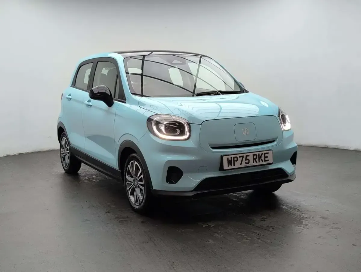 Used Leapmotor T03 69 kW (95 HP) 2025 Blue Hatchback
