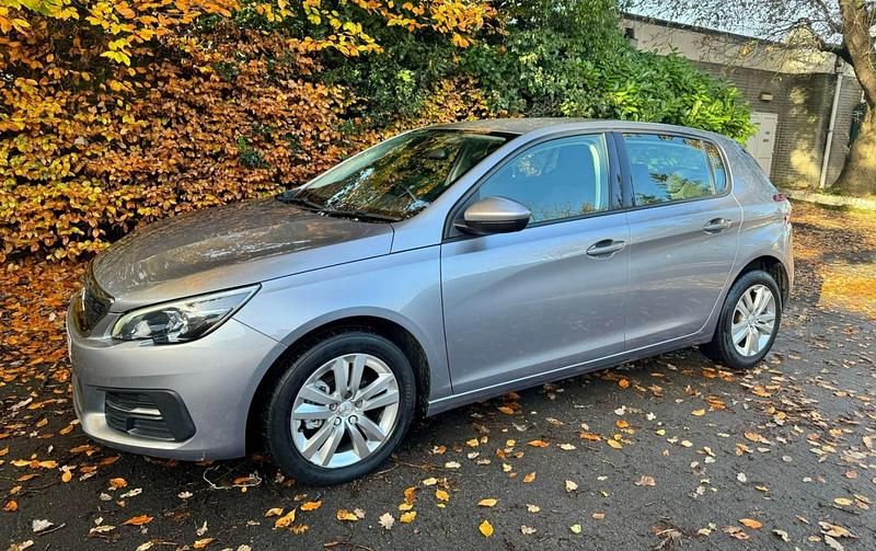 Used Peugeot 308 Active 100 HP (73 kW) 2018 Grey Hatchback