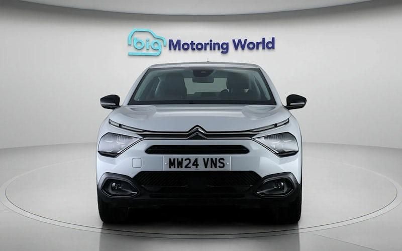 Used Citroën C4 X PureTech 101 HP (74 kW) 2024 White SUV